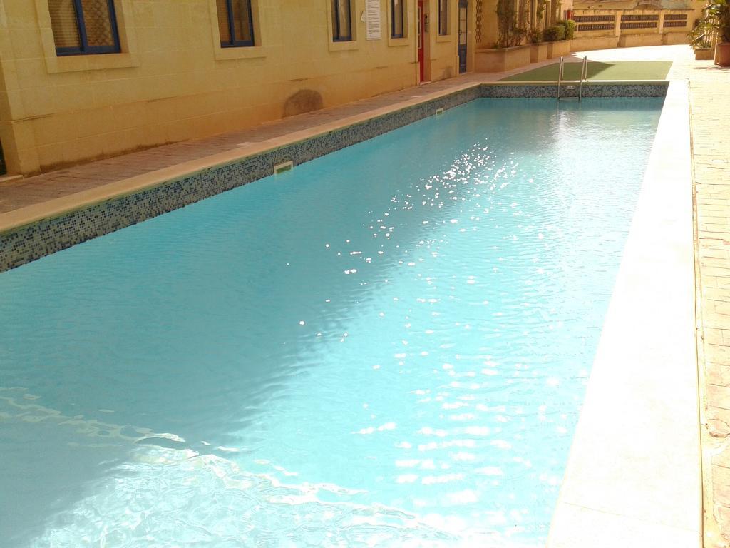 With Pool Gozo Għajnsielem